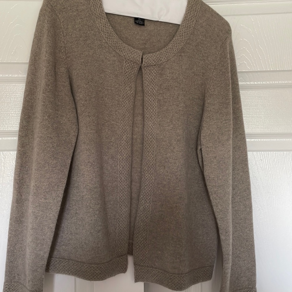 100% Cashmere Tan sweater XL